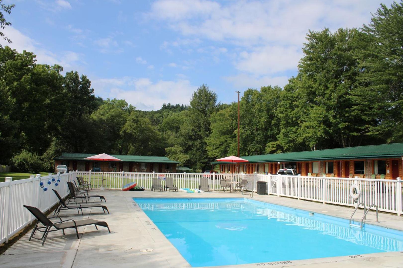 Two Rivers Lodge Bryson City Exterior foto